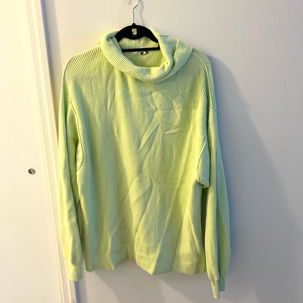 Free People oversized turtleneck tunic sweater, green, size XS